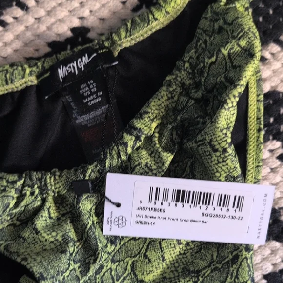 Nasty Gal Neon Green Snake Print Bikini - Picture 4 of 12